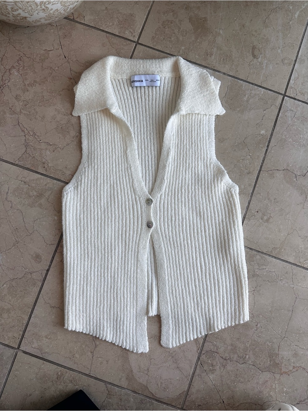 Bershka Cream Ribbed Sleeveless Knit with Collar